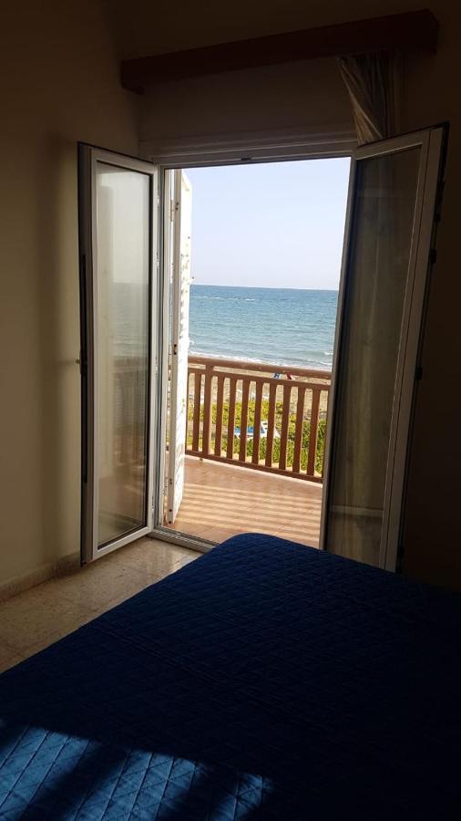 Panorama Beach House, 5 Meters To The Sea Perivolia Eksteriør billede