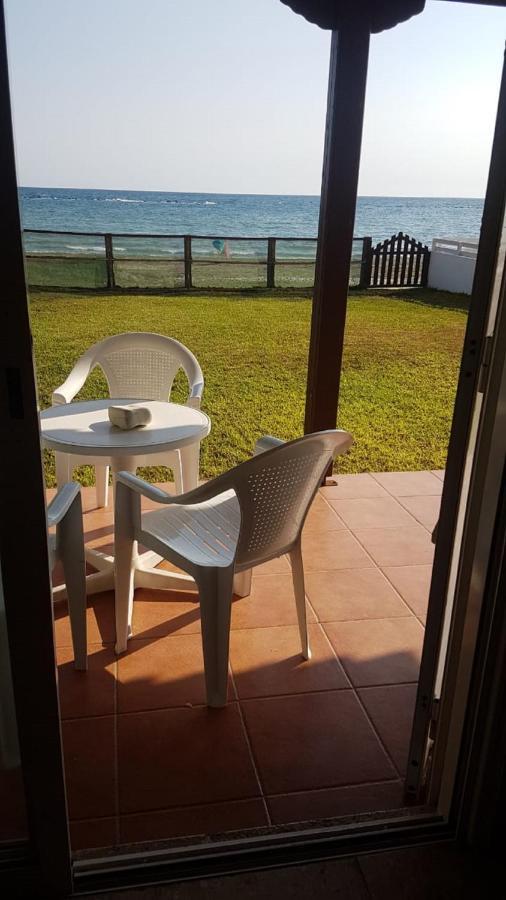 Panorama Beach House, 5 Meters To The Sea Perivolia Eksteriør billede